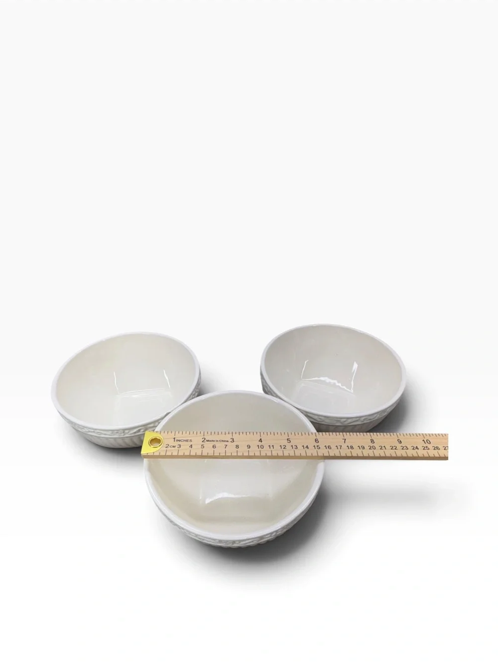 Mikasa White Glazed Ceramic Nesting Serving Bowls - Set of 3